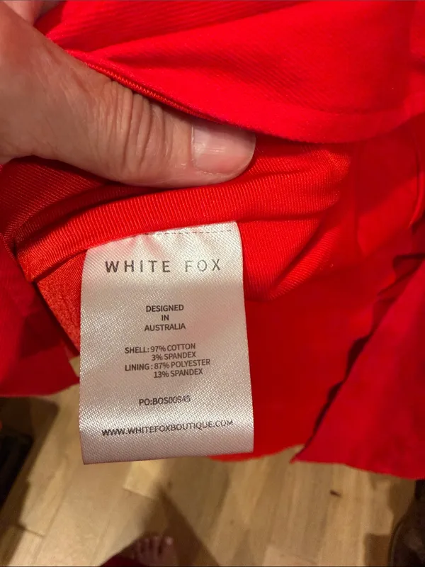 White‎ Fox champagne high halter Boutique Red Halter Maxi Dress medium nwt - Image 9