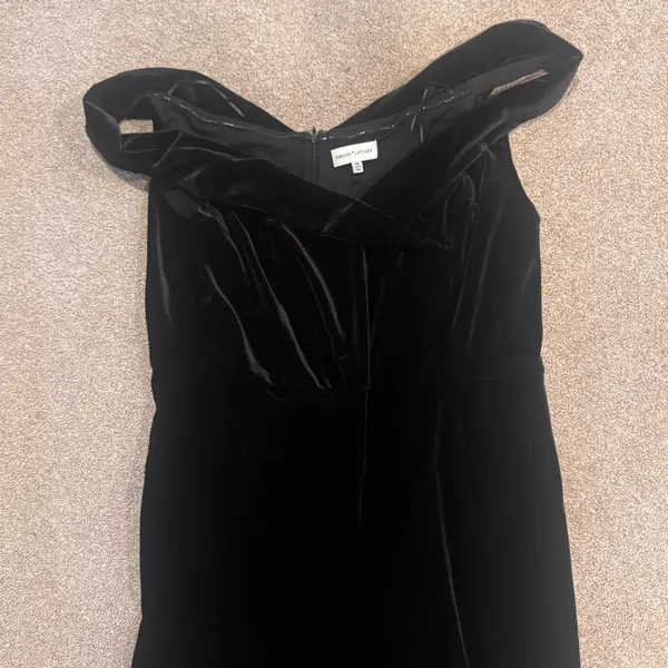 GIBSON LATIMER‎ Off-Shoulder Velvet Jumpsuit - Image 4