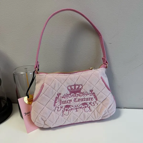 Juicy Couture Pink Quilted Women's mini bag - Image 2