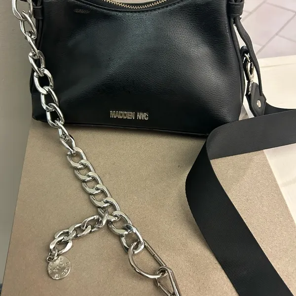 Madden NYC Elegant Black Bag with Gold Zipper-preowned - Image 2