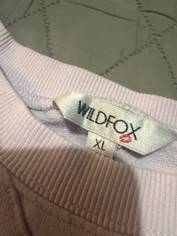 Wildfox Sweatshirt Pullover - Image 4