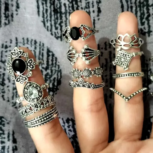 15 pc set Retro Midi Rings Silver and Black - Image 8