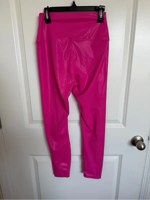 NWOT Beach Riot Tayler 7/8 Legging Medium Radiant Rose - Image 4