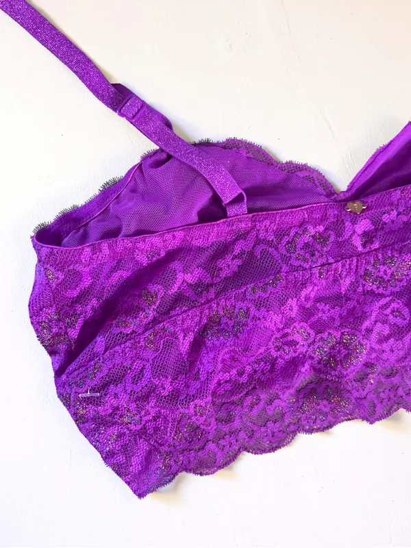PINK Victoria's Secret Purple Lace Bralette Size Medium - Image 10