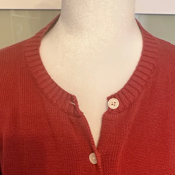 Brandy 🩷 Melville Maroon Cardigan - Image 4