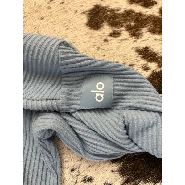 Alo Yoga Muse Hoodie‎ ribbed knit cropped In Blue Size Medium - Image 8