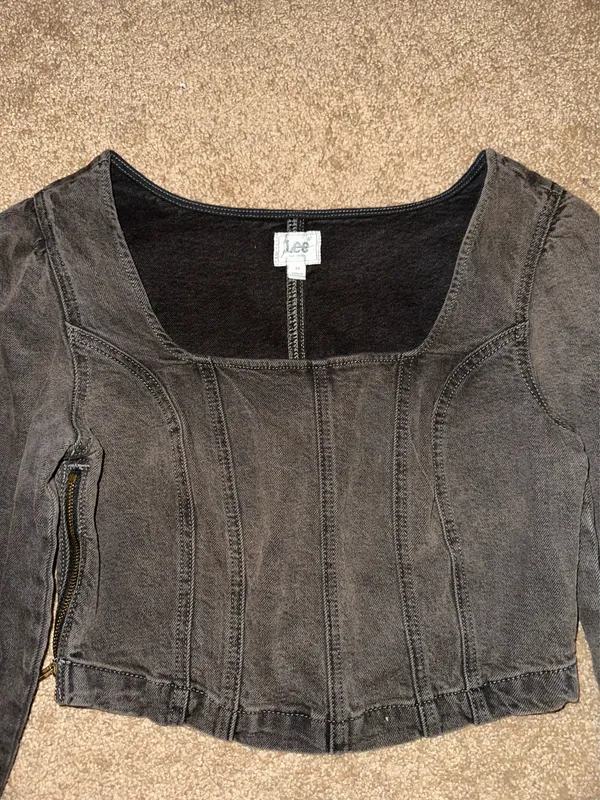 Lee Cropped Black Jean Longsleeve Shirt - Image 2