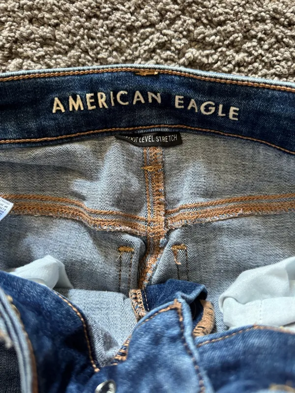 American Eagle Super High High Rise Jegging Dark Wash Distressed Jeans Size 4 Short - Image 3