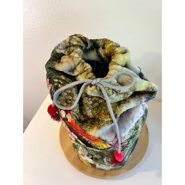 Johnny Was Cozy Plush Drawstring Bucket Sling Bag Large Tropical Parrot Jungle - Image 11