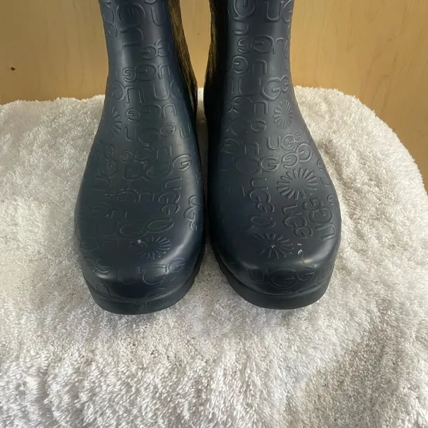 Ugg’s women’s tall blue Wiltshire rain boots 8 - Image 3