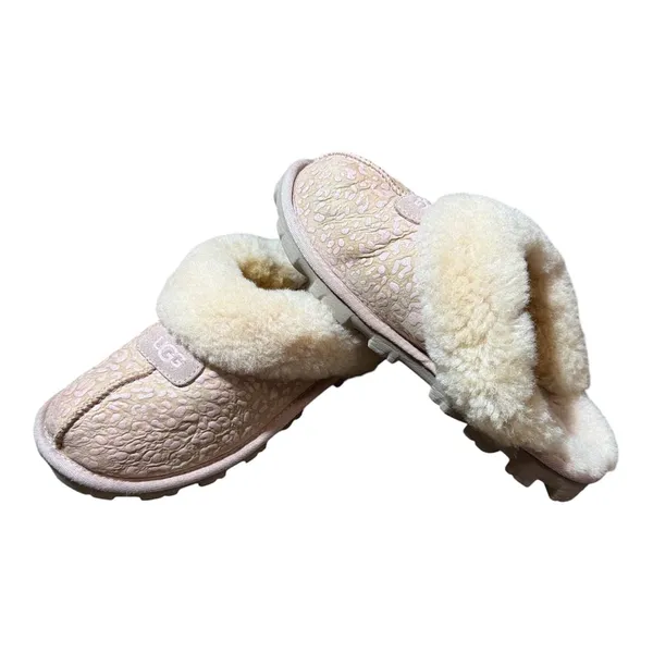 UGG Disquette Size 7 Pink Leopard Print Slippers - Image 2