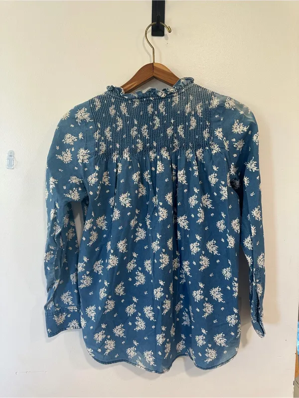 J. Crew Blue White Floral Ruffled Round Neck Button Long Sleeve Blouse Women’s 4 - Image 5