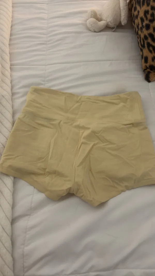 Wild Fable butter yellow mini shorts size M - Image 3