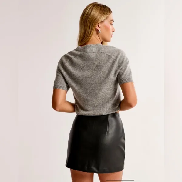 NWT Abercrombie & Fitch Vegan Leather Scarlett Mini Skort - Image 3