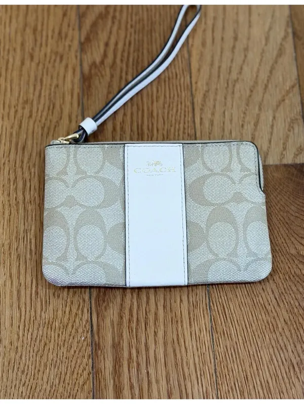 NWT Coach Corner Zip Wristlet Signature Canvas Stripe - Image 2