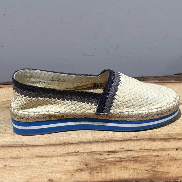 Prada espadrille sz 38.5 Platform flat  ~ LEFT SHOE‎ ONLY - Image 6