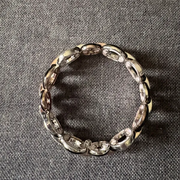 Black & Silver Circles Fashion Bracelet Hidden Elastic Metal - Costume Jewelry - Image 3
