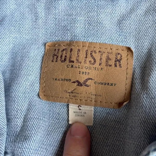 Hollister-co Women's Blue Vest - Image 3