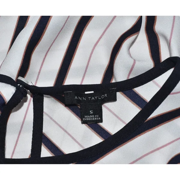 Ann Taylor Short Sleeve White Blouse and Black Stripes Size Small - Image 4