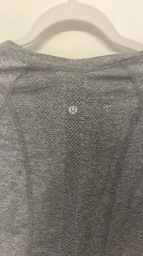 Lululemon Swiftly Short Sleeve - Image 3