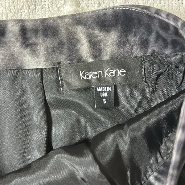 Karen Kane Crushed‎ Velvet Animal Print Fitted Skirt Size 6 Black Cheetah - Image 3