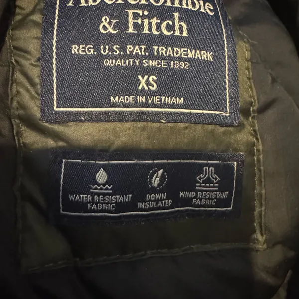 Abercrombie & Fitch puffer coat XS - Image 3