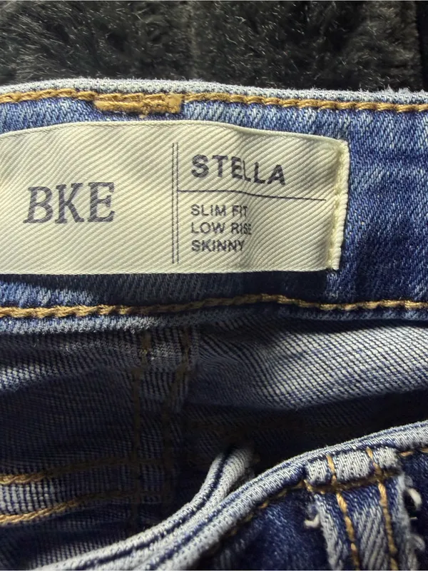 BKE Stella Slim Fit Low Rise Skinny Jeans 25 x 29.5 light distressing - Image 5