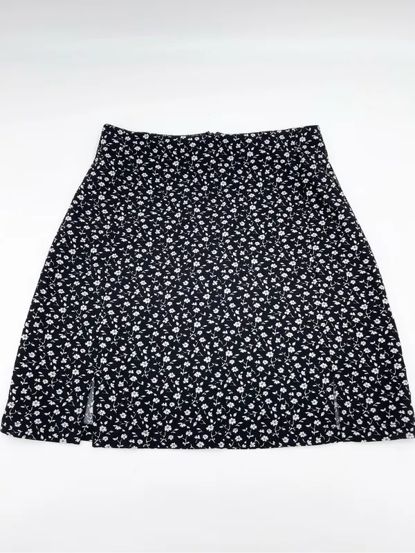 John Galt Brandy Melville Cara Mini Skirt Black White Floral Print One Size Y2K - Image 3