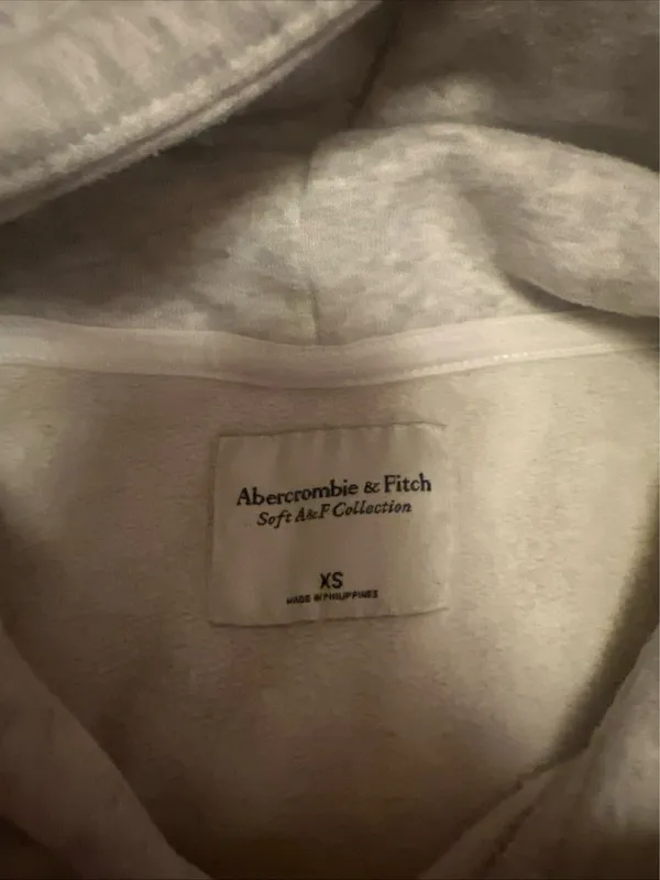 Abercrombie New York Sweatshirt xs - Image 2