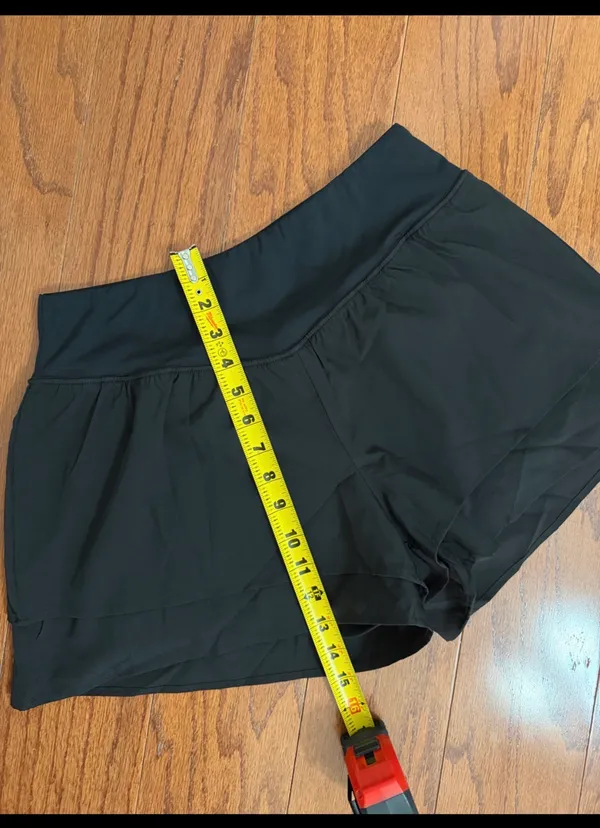 Black Athletic Flowy Activewear Workout Shorts - Size Medium. Gently warn and excellent condition. Under shorts with pockets. Measurements approximately 14” waste, not fully stretched out x 13.5” long. Non-smoking home. priced to sell at as is condition. Don’t like my price, make reasonable offer! And thank you for checking my closet. - Image 7