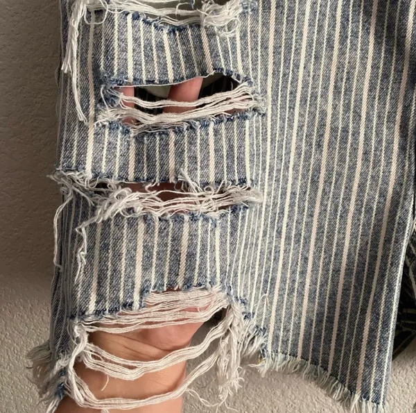 American Eagle Outfitters 90’s boyfriend shorts 16🆕 - Image 6