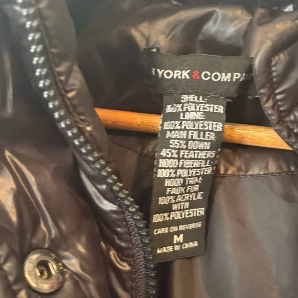 New York & Company‎ Black Hooded Puffer Jacket Size Medium - Image 8