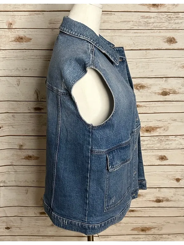 Evereve Luka light-medium wash oversized utility button front denim vest XS - Image 5