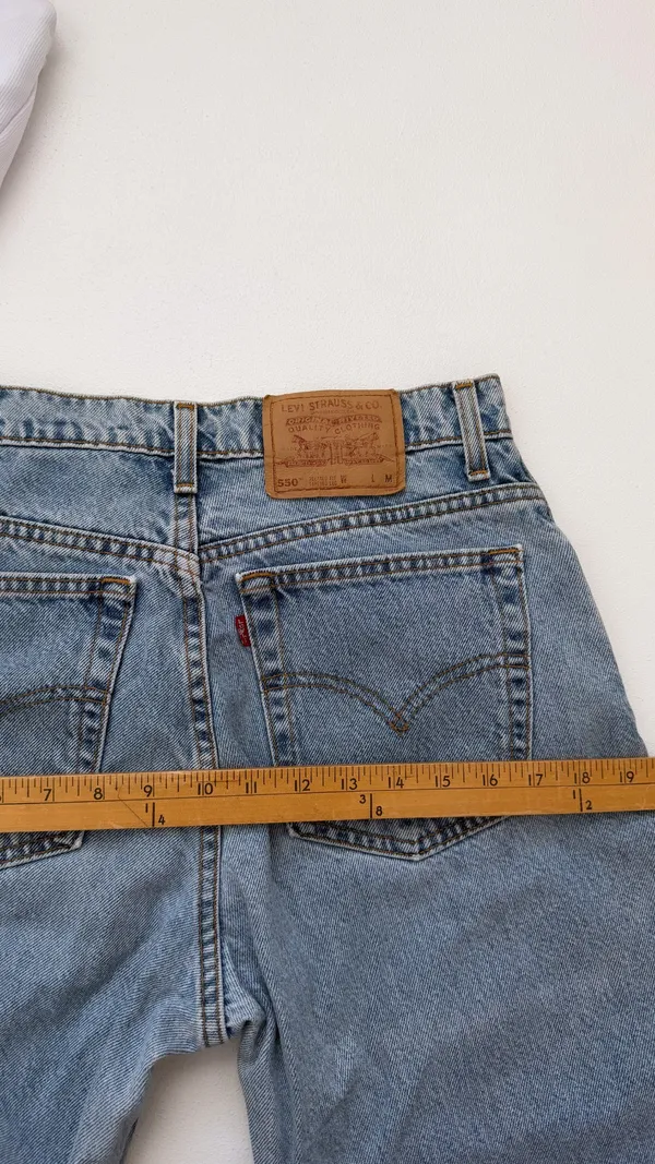 Levi’s Vintage Jeans 550 Relaxed - Image 11