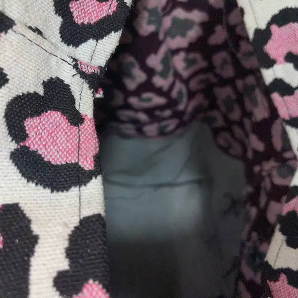 Stylish Leopard Print Tote Bag Black - Image 5