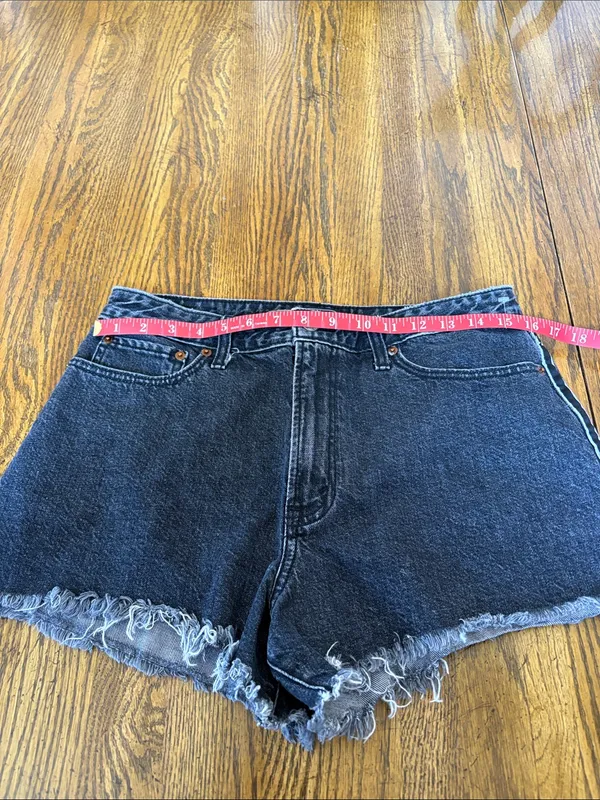 Abercrombie and Fitch High-Rise Black Denim Frayed Hem Women's Shorts - Image 6
