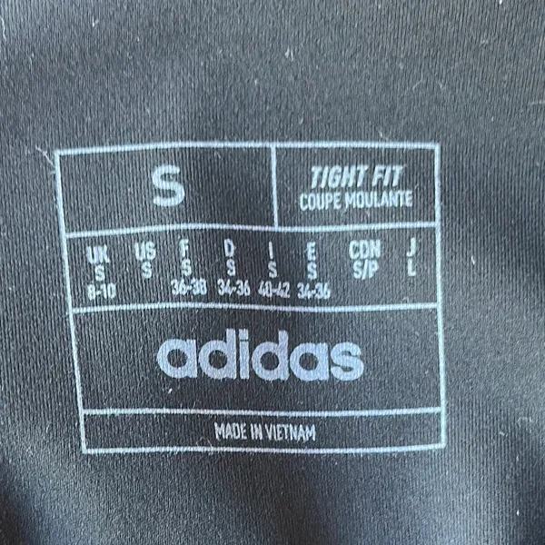 NWOT Adidas Tight Fit Aeroready Cropped Black Leggings size S - Image 4