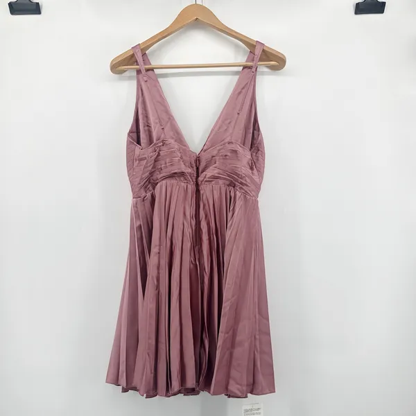 NWT Abercrombie‎ & Fitch Giselle Mauve Satin Pleated Mini Dress Large Petite - Image 7