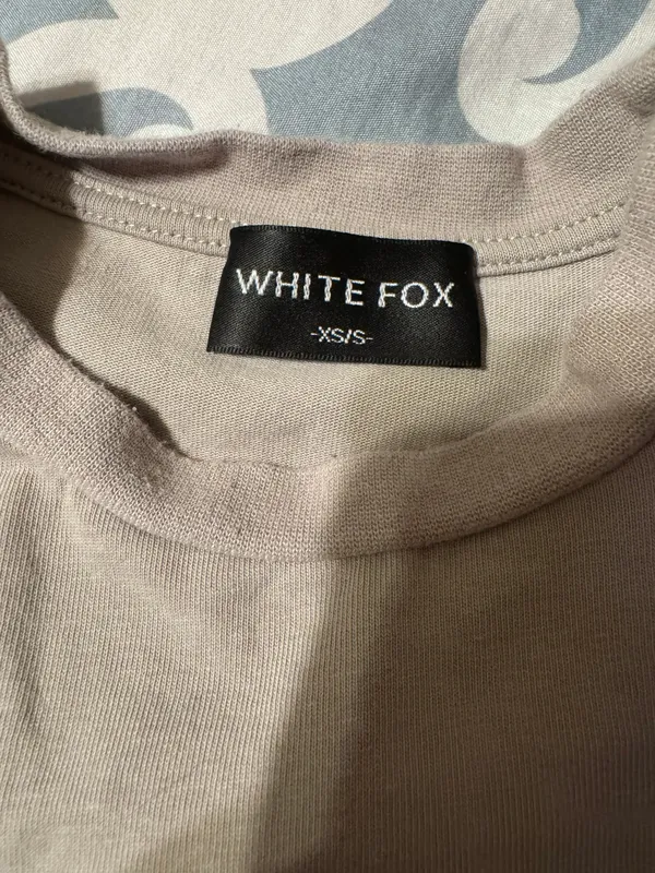 White Fox Boutique Set  - Image 4