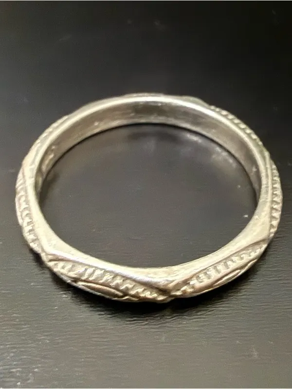 Vintage 925 Sterling Silver Southwestern Skinny Stackable Ring Size 9 - Image 3