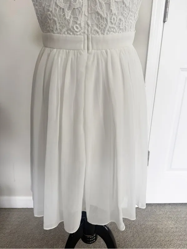 Lulu’s Angel in Disguise Lace Dress size Medium - Image 6