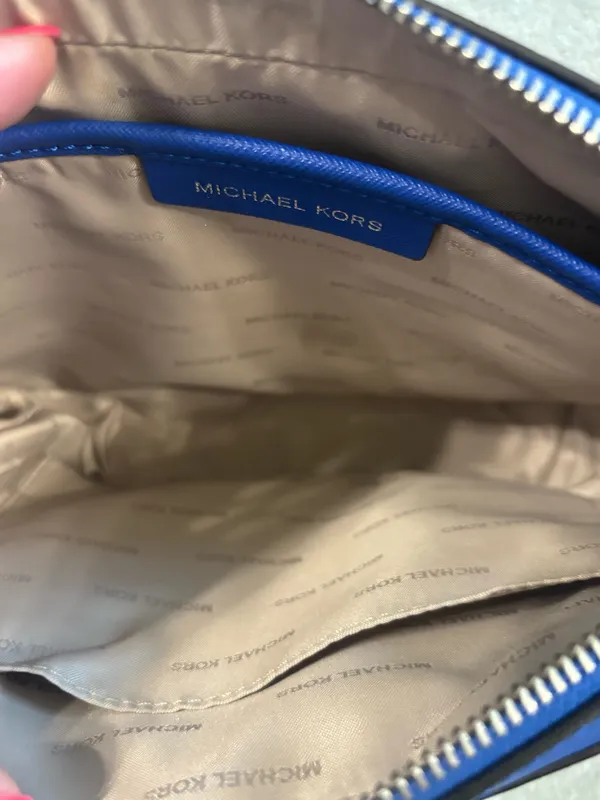 Michael Kors Purse Crossbody - Image 6