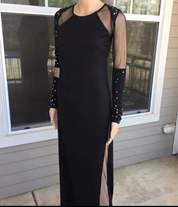 Juss Elegant Black Sheer-Panel Evening Gown stretch - Image 3