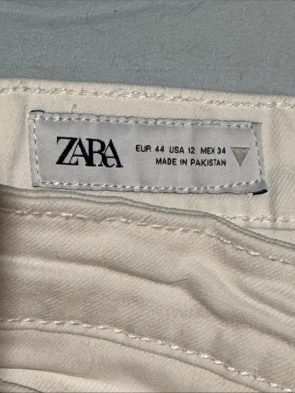 Zara White Cropped Straight-Leg Jeans - Image 4