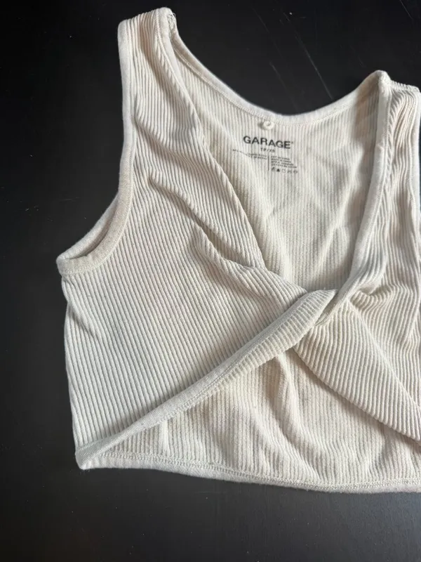 GARAGE Twist Front Ribbed Crop Tank Top Cream Size XS - Image 3