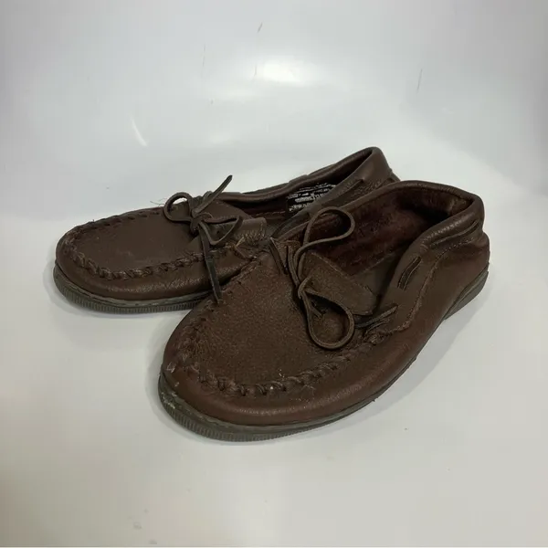 Minnetonka brown soft pebbled leather‎ moccasins indoor outdoor slippers size 8 - Image 4