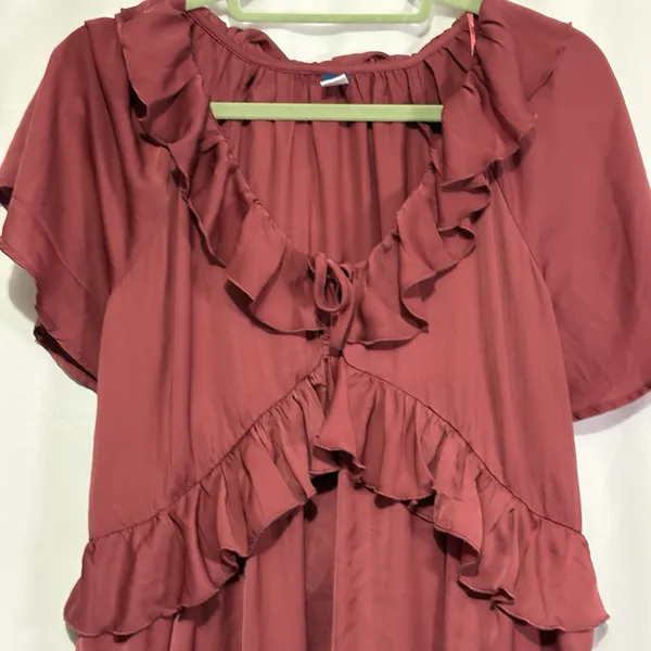 Old Navy Women’s Satin Ruffle Mini Dress Medium Burgundy Romantic Feminine Fairy - Image 4