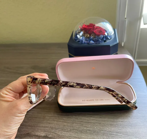 Kate Spade Tabby 50MM Square Reading Glasses 1.0 new with case/clothes - Image 6