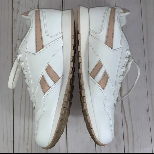 Reebok CL HARMAN RUN S Womens SIZE 10 White/Bare Beige/Pink CN5274 Casual Shoes - Image 9