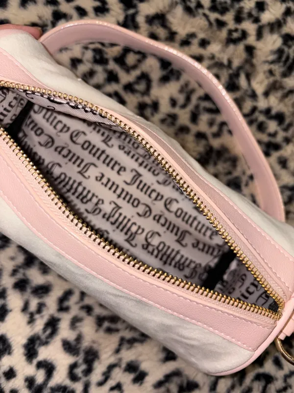 Juicy Couture barrel bag - Image 8